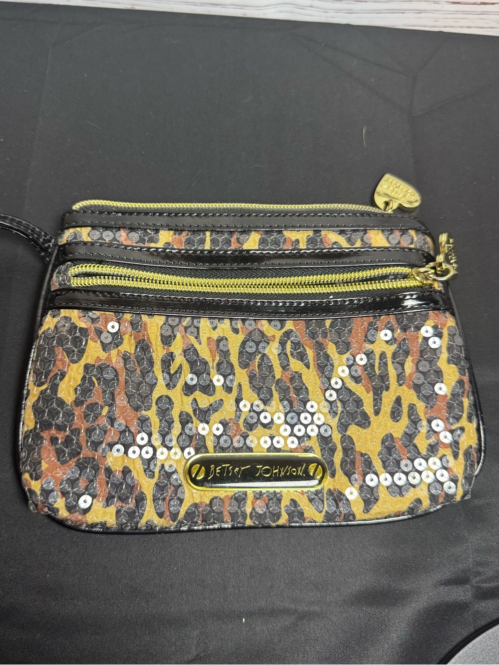 Betsey Johnson double zip wristlet, leopard print excellent